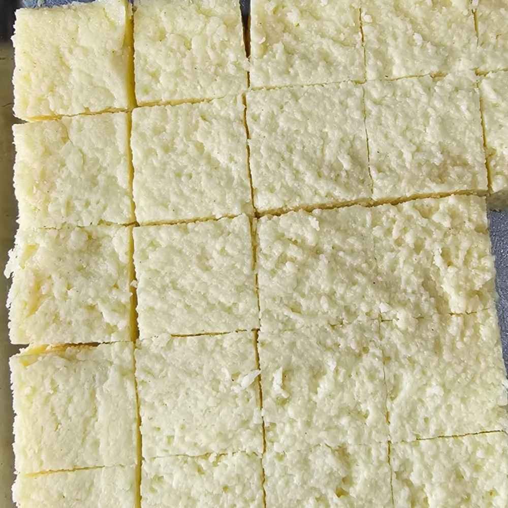 সাদা সন্দেস_560_20